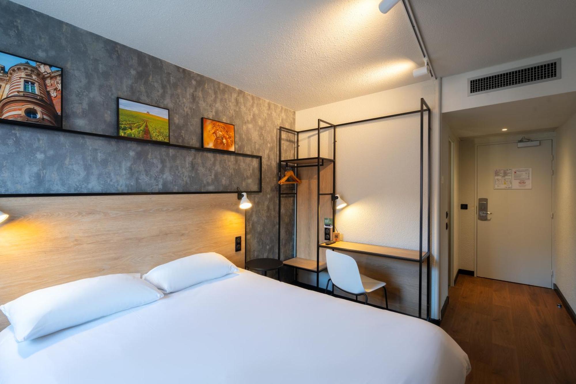 Ibis Epernay Centre Ville Exterior photo